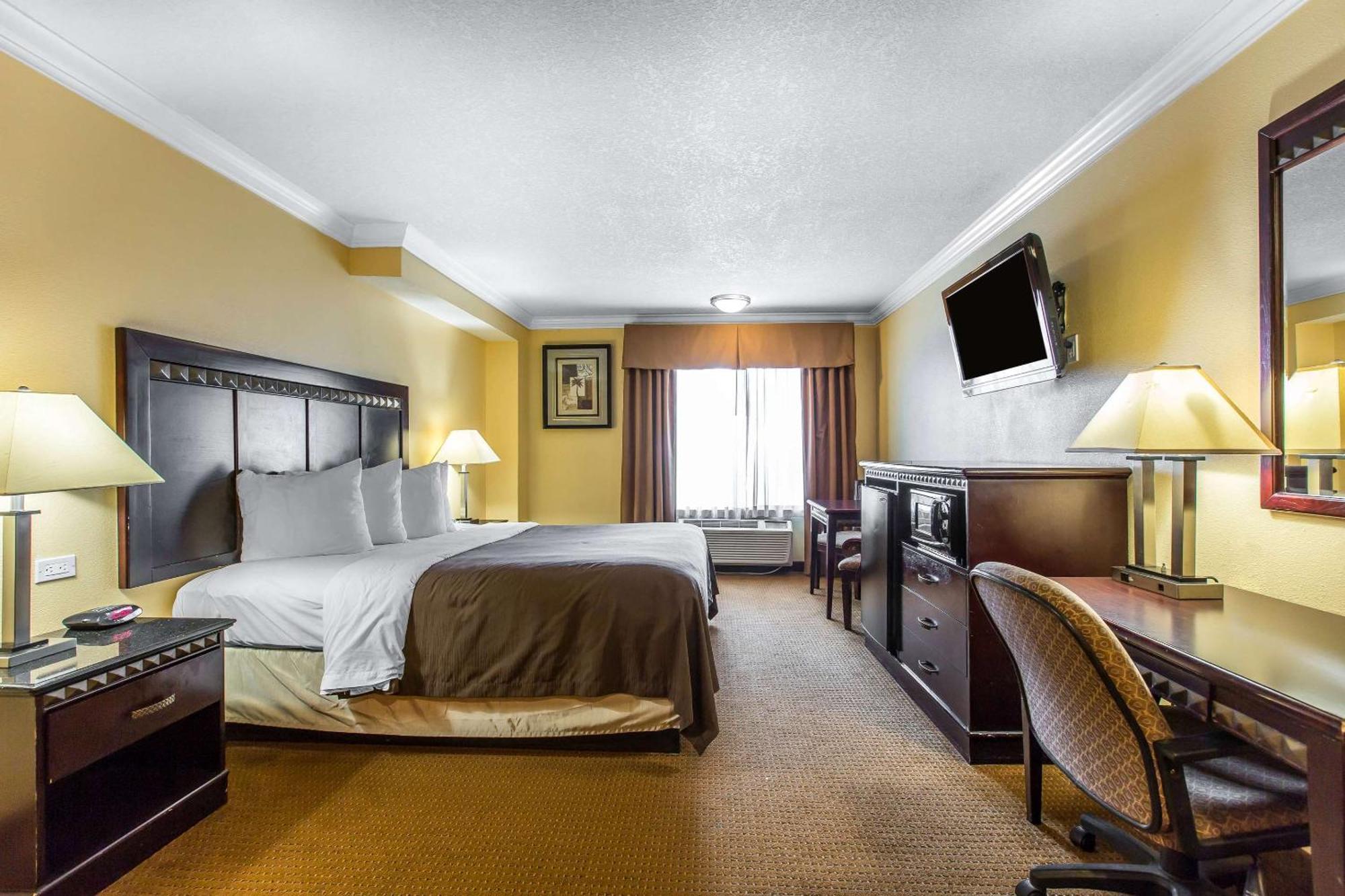 Quality Inn & Suites Bell Gardens-Los Angeles Exteriér fotografie